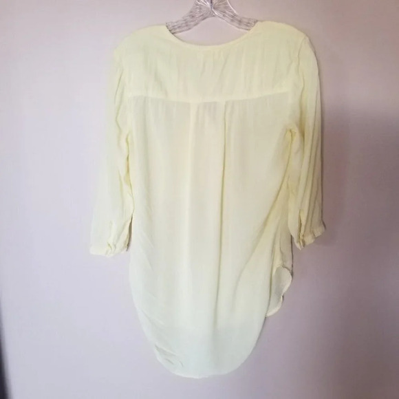 𝅺anthropologie  Cloth & Stone Yellow Button Up Blouse XS - Picture 3 of 13
